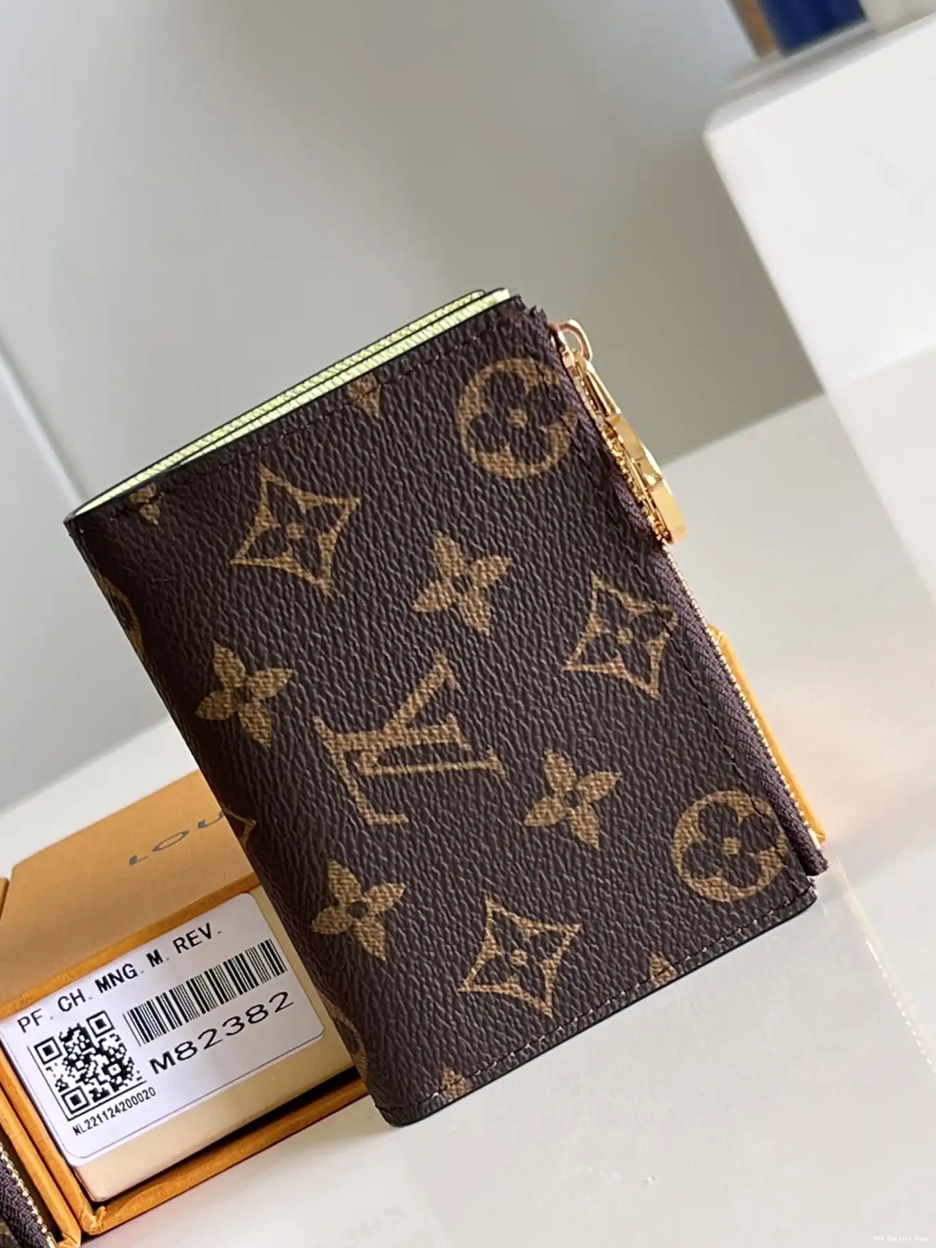 Aaa replica bags Vuitton Wallet Lisa Louis 0605